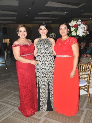 Mariela López, Gabriela López y Varinia Orellana