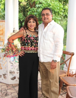 Maritza de Sosa y Salomon Sosa