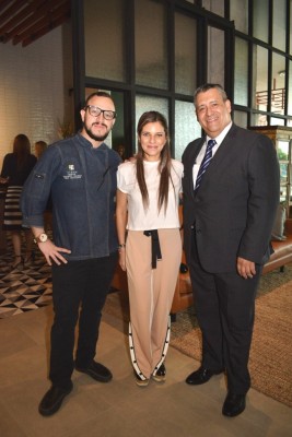 Carlos Cardona, Luisa Pozuelos y Luis Garner