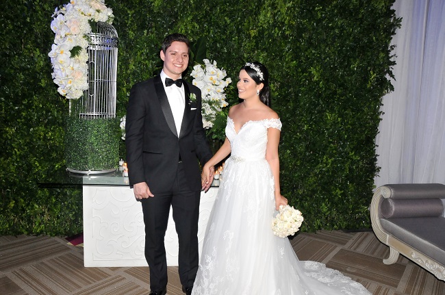 La boda de Roberto y Gabriela… ¡Así surgió la chispa!