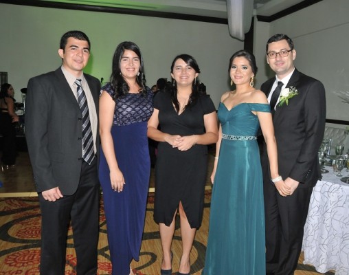 Elvis Fernández, Nadia Cruz, Delmy Alas, Danna Banegas y José Ángel Rodríguez