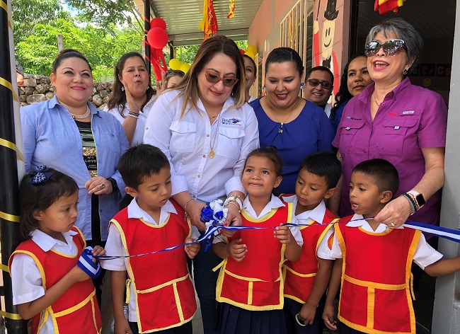 Grupo Jaremar en alianza con CEPUDO realizan reconstrucción a centros educativos en Zamorano