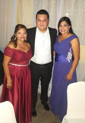 Licida Ramirez, Suamy y Astrid Gutiérrez