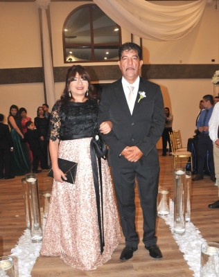 Los padres de la novia, Marcial Valladares y Doris Deras