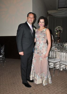 Los padrinos de boda, Lizeth Saybe y Erasmo Santos