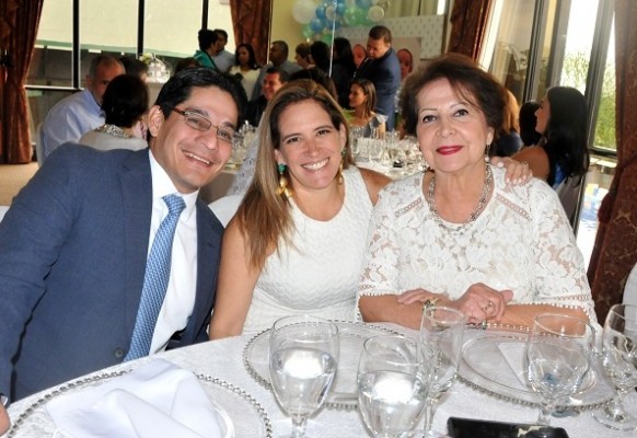 Mauricio Wagui, Francis de Wagui y Marlene Montalván