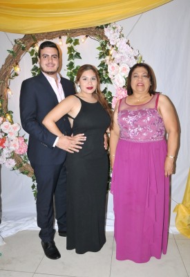 Miguel Handal, Xiara Mata y Nora Sandoval