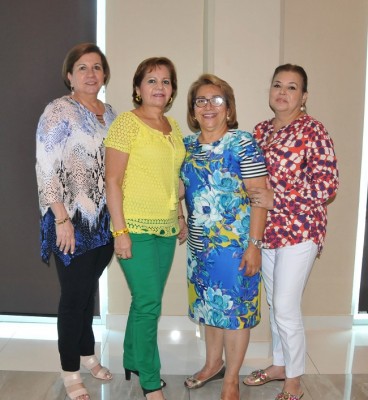 Rita Simón, Esperanza de Zúniga, Ana Gloria Díaz y Leticia de Zúniga