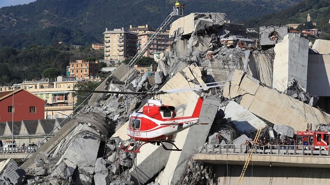 Tragedia en Génova, al menos 35 muertos al derrumbarse un puente 90 metros de altura en una autopista