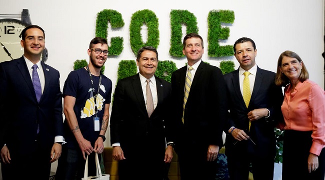 Amazon respaldará a Honduras en la capacitación de emprendedores tecnológicos a través de las startup
