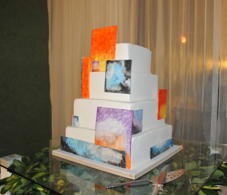 El extravagante pastel de bodas elaborado exclusivamente para la ocasión por Nadia Canahuati de Signature Cake