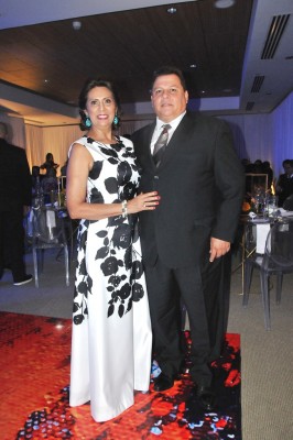 Gilberto y doña Ana Moreno