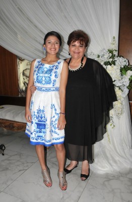 Jessica Reina y su preciosa hija Linda Gonzáles