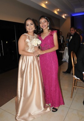La hermana de la novia, Andrea Zavala y Carolina Nicolle Rosales.