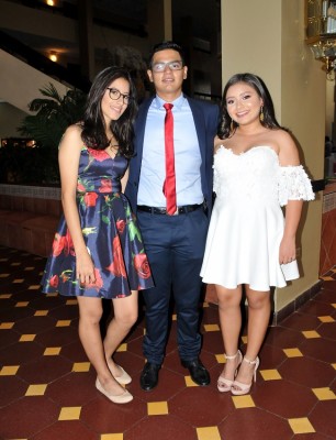 Nataly Rodríguez, Carlos Pacheco y Katherine Montoya