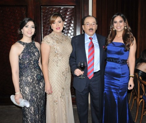 Andrea Cruz, Dilcia Murillo, Alan Francisco Murillo y Gabriela Turcios