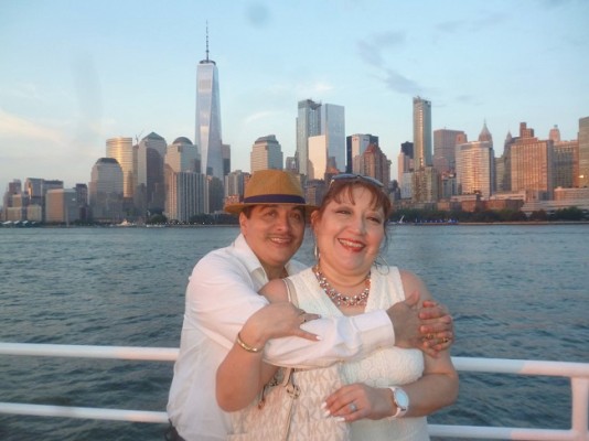 Felicidades Antonio Barrera y su esposa Angelica por su aniversario matrimonial