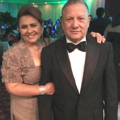 Gloria y Oscar Galeano