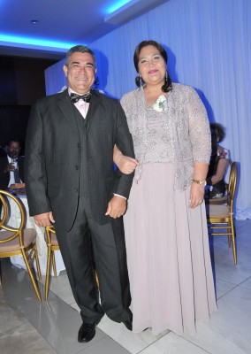 Los padres de la novia, Bayardo Vijil y Nolvia Mejía de Vijil