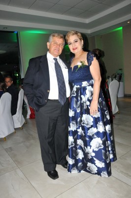 Los padres de la novia, José Tabueña y Lilian Saybe