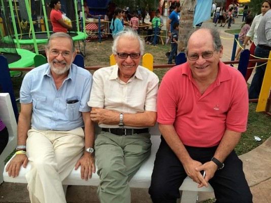 ¡El trío dinámico! Marcos Rietti, Julio Escoto y Antonio Vicinguerra