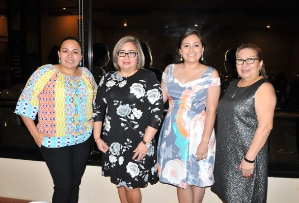 Andrea Pinto, Yesenia Williamson, Judith Pinto y Daisy Ramos