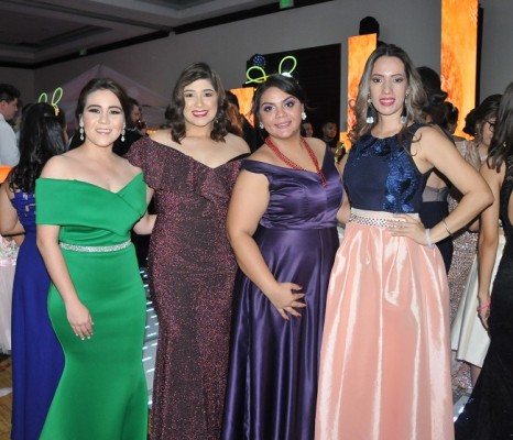 Angie Vargas, Ana Cervantes, Nora Godoy y Yolany Funes