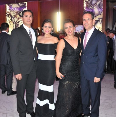 César y Ana Navarrete con Carlos y Martha Alvarado
