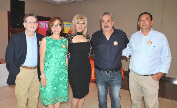 Emilio Fernández, Ana Chicas, Ivette García, Saúl Bardales y Manuel Guardado