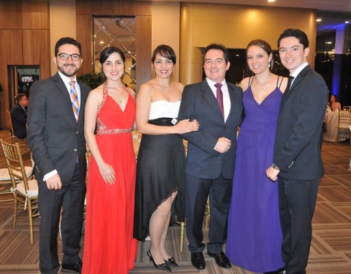 José Carlos y María Isabel Monzol, Marielos Fuentes, Juan Carlos Monzol, Jessica Letona y Diego Monzón
