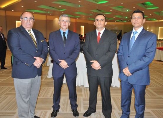 Yaco Lozano, Roosevelt Hernández, Mario Bueso y Tulio Romero