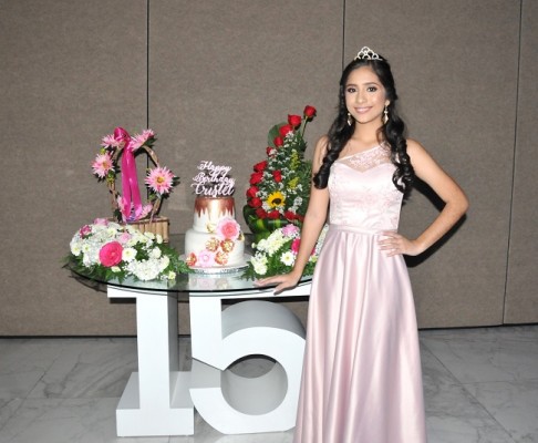 Alejandra Coto celebró sus 15 primaveras