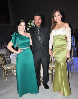 Andrea Cruz, Pedro Rocas y Alejandra Mendoza