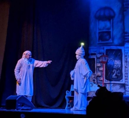 Damario Reyes y Andrea Fajardo al cierre de la gran temporada de Scrooge