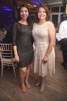 Guadalupe Tabora y Zully Cuellar.