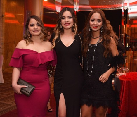 Joselyn Cortes, Jennifer Caballero y Margarita Zapata