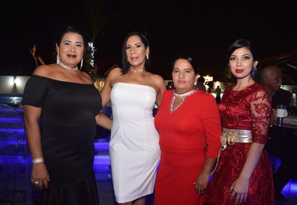Lilian Contreras, Santa Ritch, Delia Díaz y Heidy Portillo