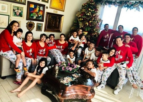 Linda Coello y familia en Navidad