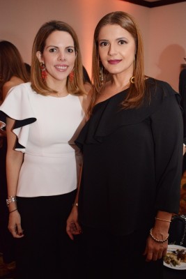 Cristiana Lacayo con Mery Irías 