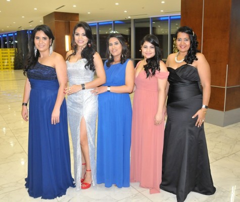 Nuvia Vega, Ana Turcios, Sayda Varela, Karina Hernández y Alejandra Mendoza