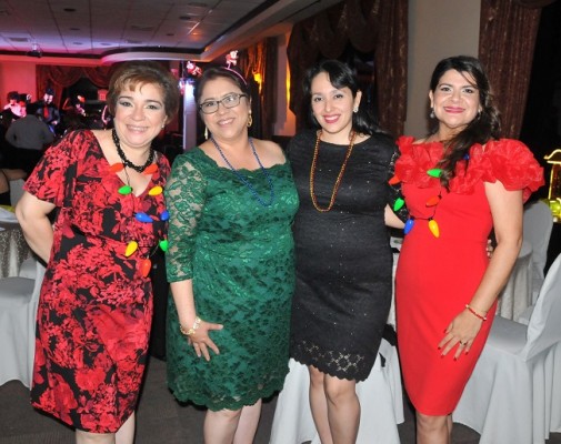 Walquiria Ochoa, Meliza López, María Elena Licona y Lidia Membreño
