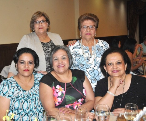 Blanca Palacios, Rosaura Reyes, Marisol Haylock, Mirna Alvarenga y Sandra García