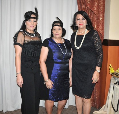 Claudia Berrios, Patricia Bustillo y Yin Quan