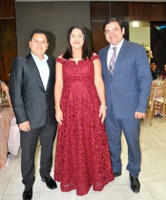 Edwin López, Mary Melgar y el pastor Adán Borjas