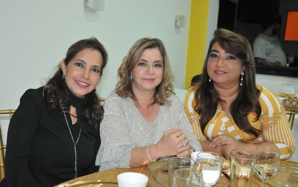 Jackie de Handal, Claudia de Cousin y Rossy de Jeer