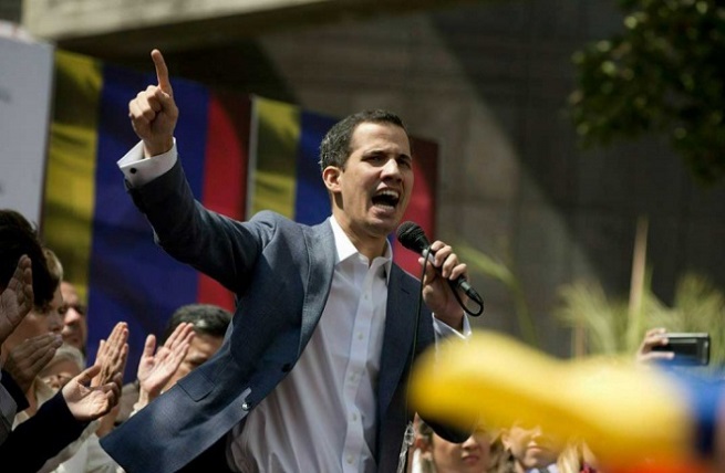Trump reconoce a opositor Juan Guaidó como ‘presidente’ de Venezuela