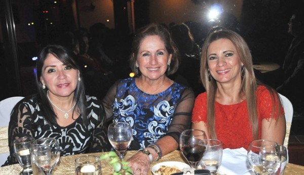 Julia Madrid, Ruth Fasquelle y Nubia de Reyes