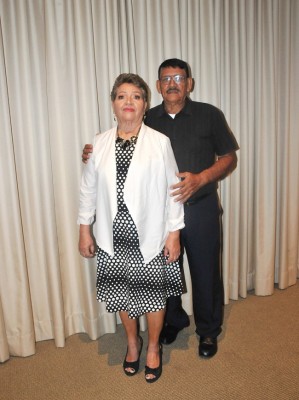 Los padres del novio, Rosy Alvarado de Coto y Óscar Coto