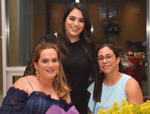 Melissa Rodríguez, Daniela Castro y Paola Villanueva