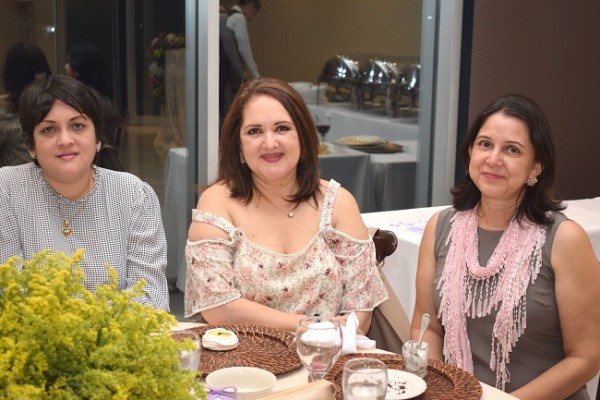 Mercedes Euceda, Ileana Rodríguez de Soto y Gracia Vásquez